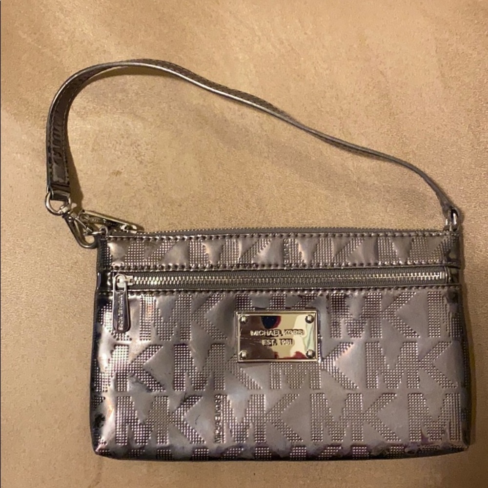 MK wristlet